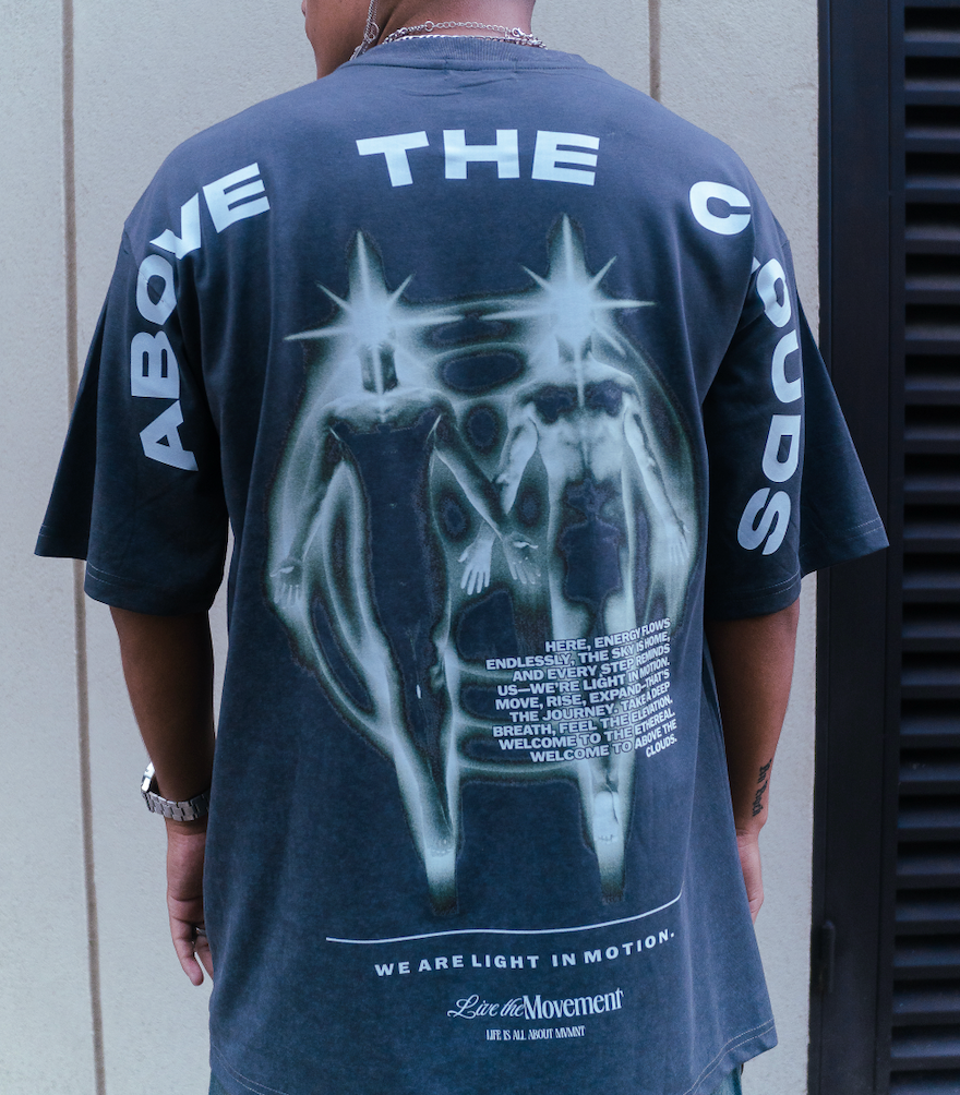 Camiseta Above the Clouds – Celestial Rise