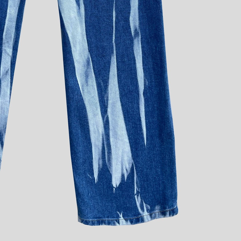 Jean Acid Wash